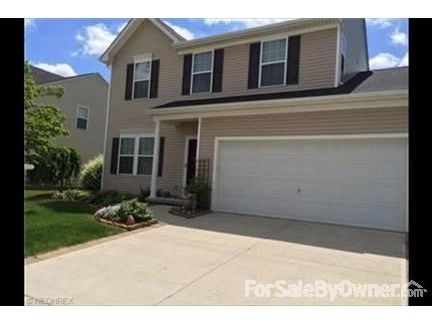 8763 Ashton Place Dr, North Ridgeville, OH 44039