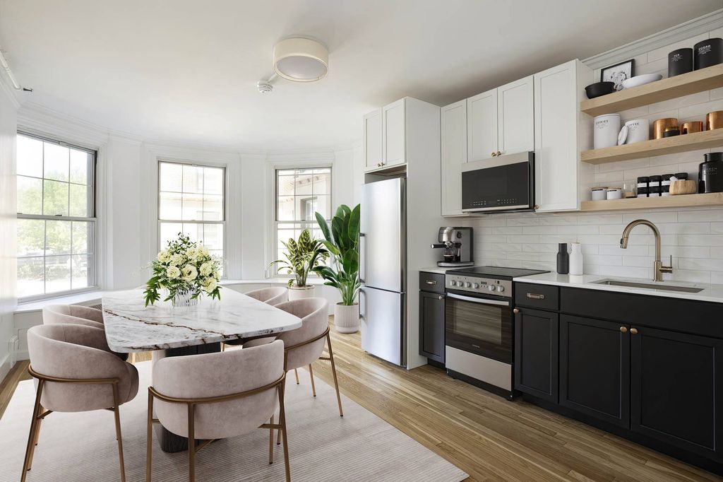 1284 Beacon St, Brookline, MA 02446