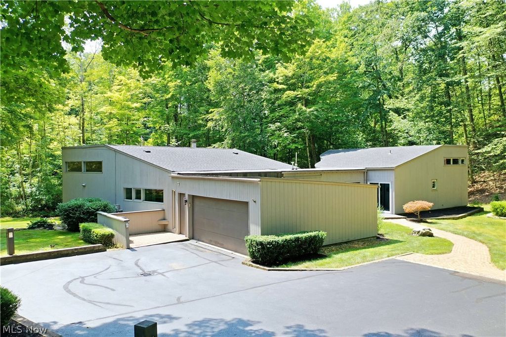 2701 Howland Wilson Rd NE, Warren, OH 44484 Trulia