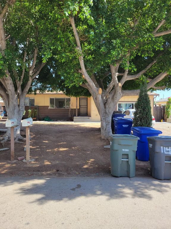 1143 Sumner Ave, El Cajon, CA 92021