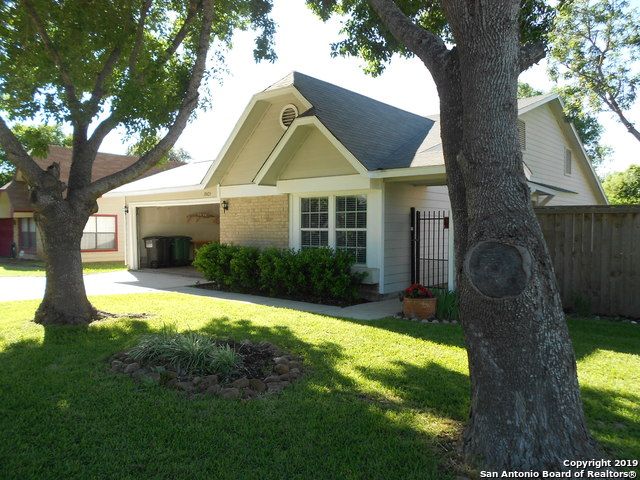 10423 Country Blf, San Antonio, TX 78240