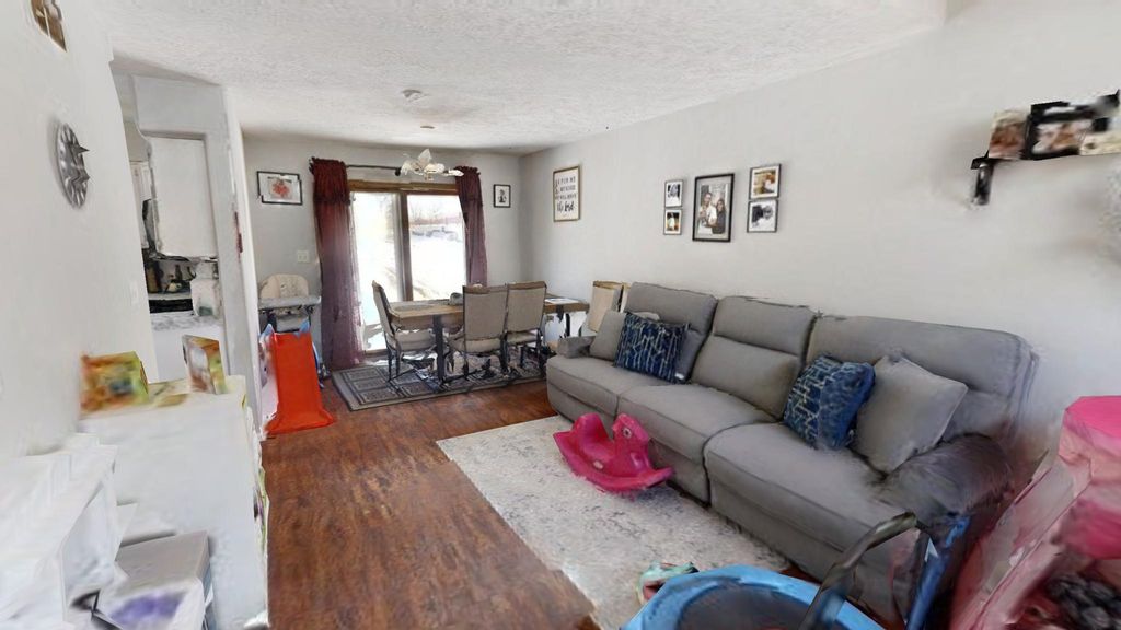 3039 Charing Cross Rd, Ann Arbor, MI 48108