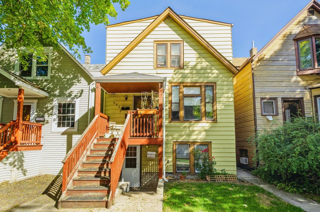 2322 W Eastwood Ave, Chicago, IL 60625