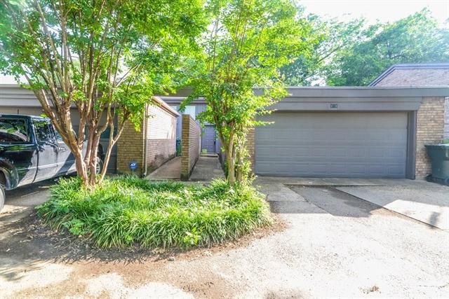 818 Clarissa Pl, Garland, TX 75040