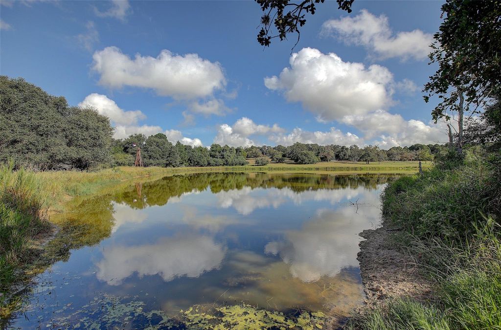 1024 Weishuhn Rd, New Ulm, TX 78950 MLS 60600809 Trulia