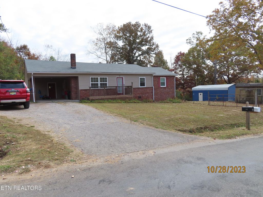 112 County Road 339, Sweetwater, TN 37874