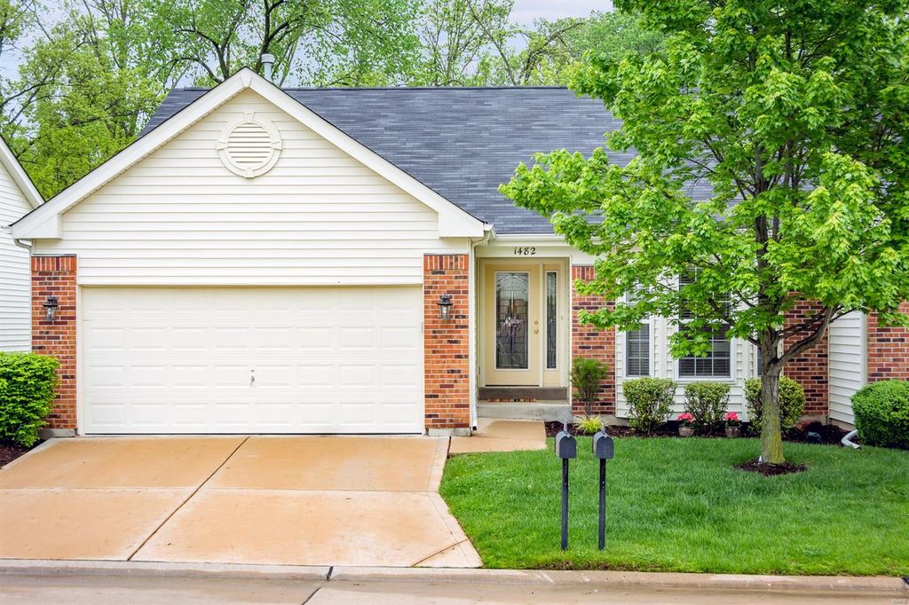 1482 Villas Estates Dr, Fenton, MO 63026 Trulia