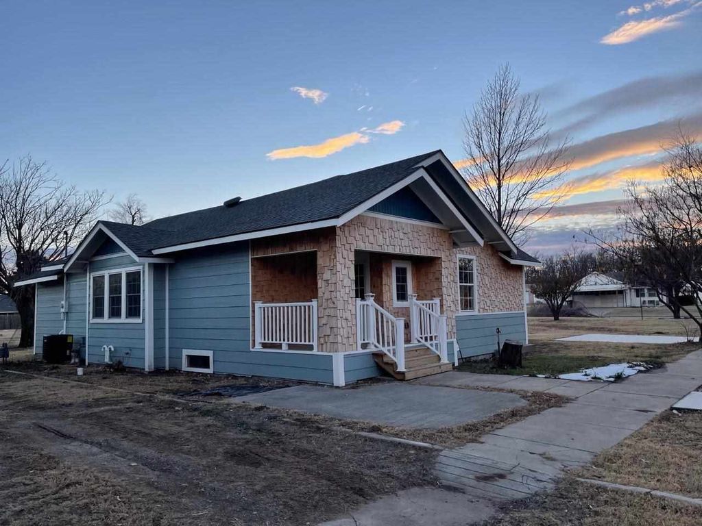 414 SW 3rd St, Mooreland, OK 73852 Trulia