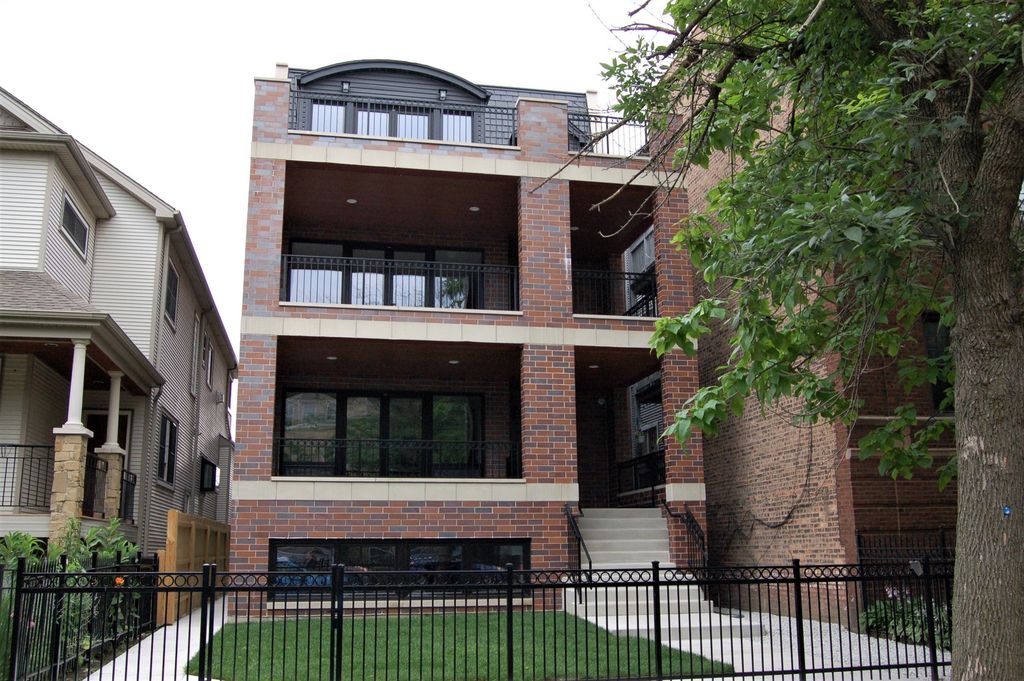 4531 N Wolcott Ave #3, Chicago, IL 60640
