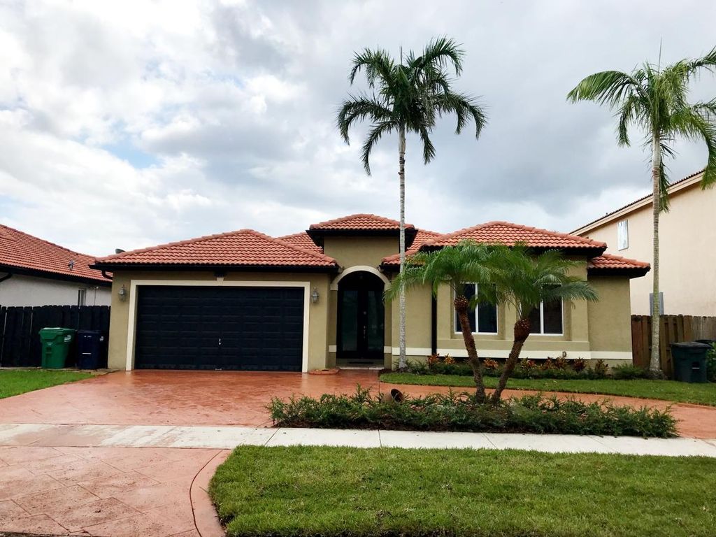 16372 SW 53rd Ter, Miami, FL 33185