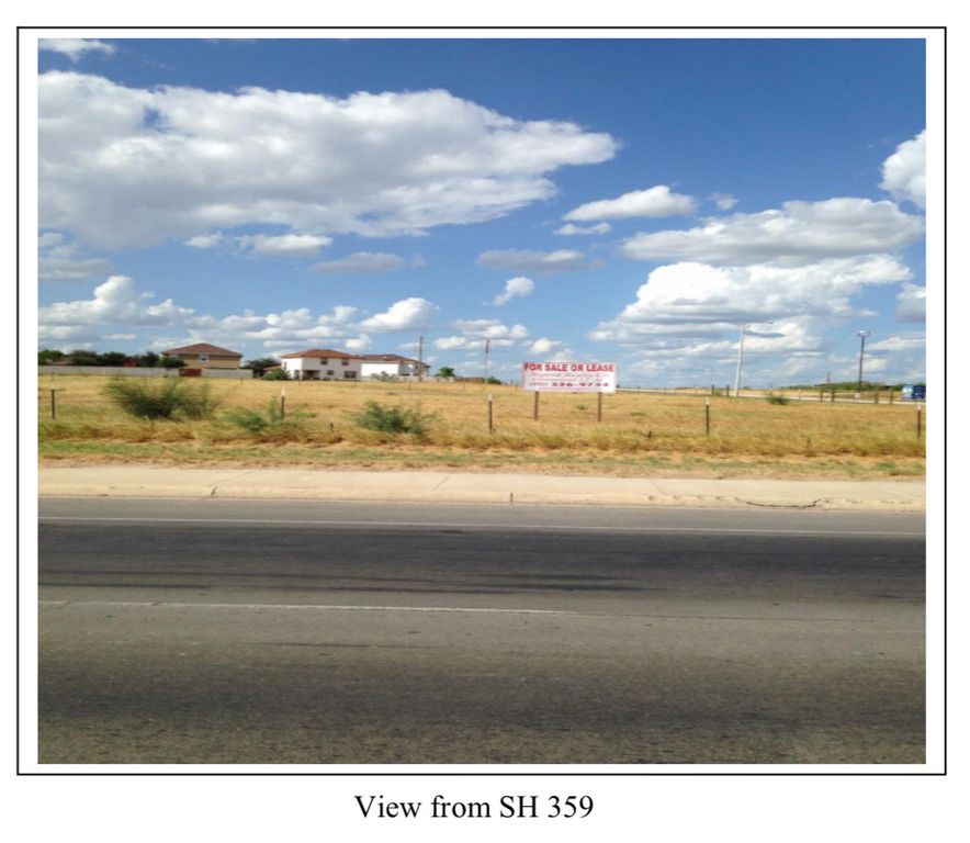 102 Floral Blvd, Laredo, TX 78043