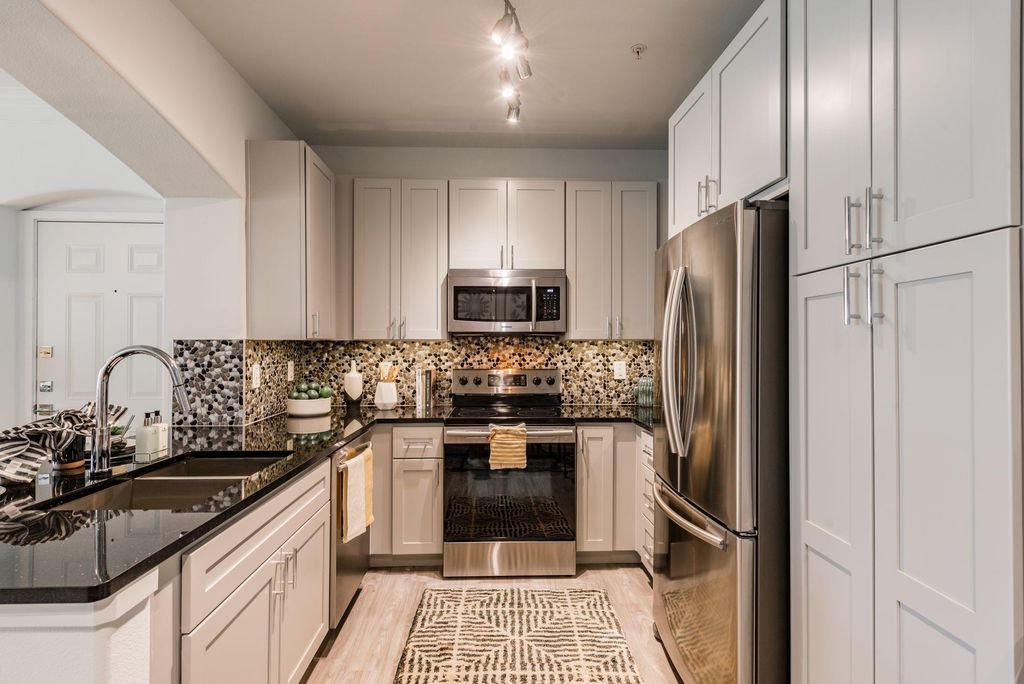 18108 S Park View Dr, Houston, TX 77084