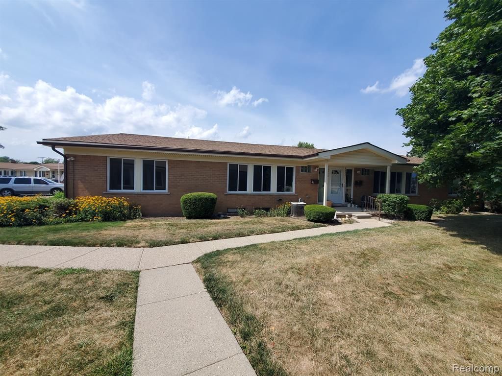 19333 E Thirteen Mile Rd 32, Roseville, MI 48066 Trulia