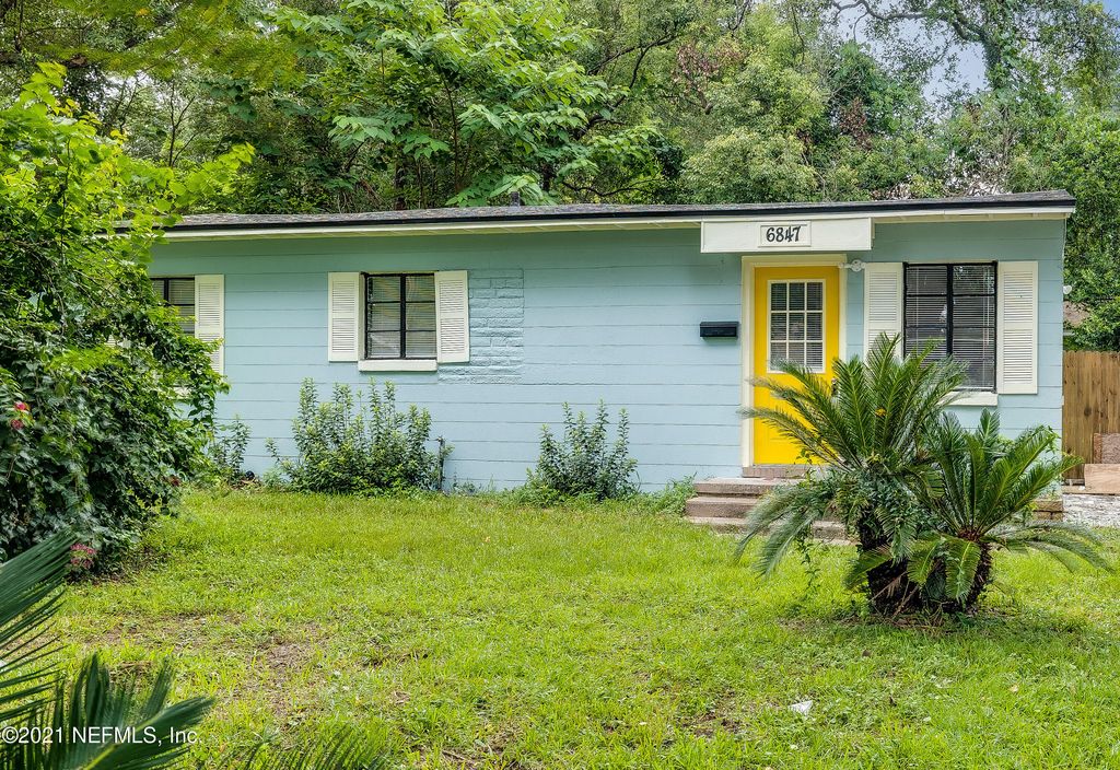 6847 Arthur Ct, Jacksonville, FL 32211