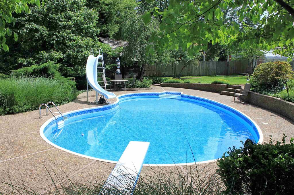 3512 Villa Dr, Jasper, IN 4 Bed, 3 Bath SingleFamily Home 36