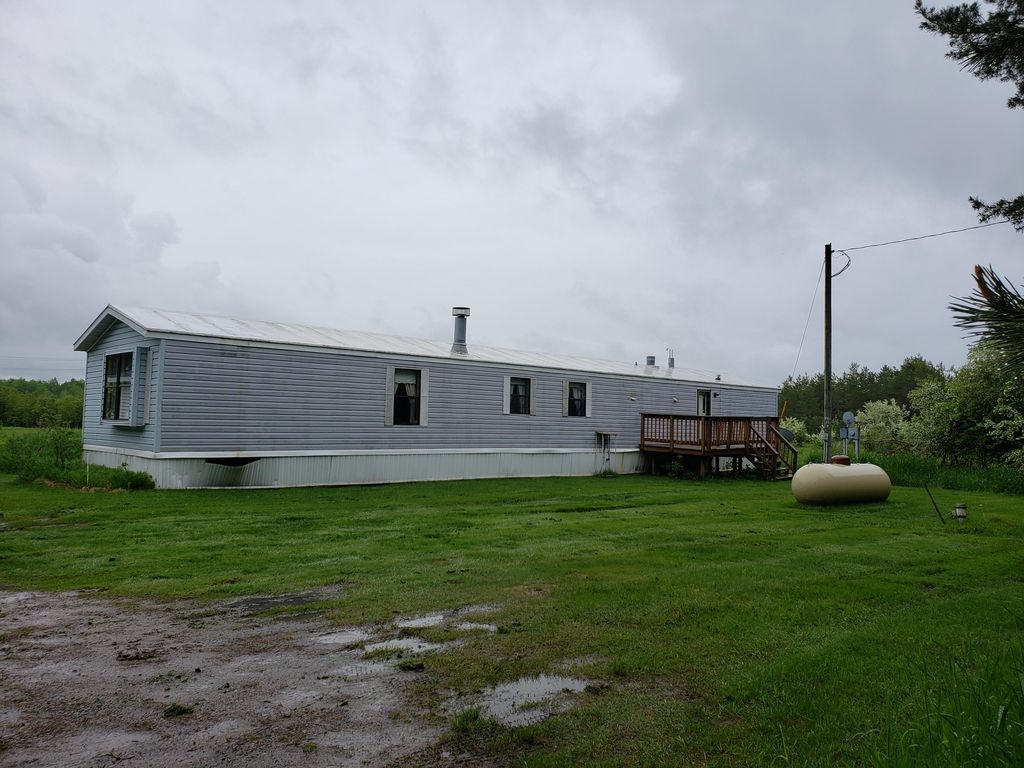 8865 S Mackinac Trl, Sault Sainte Marie, MI 49783 Trulia
