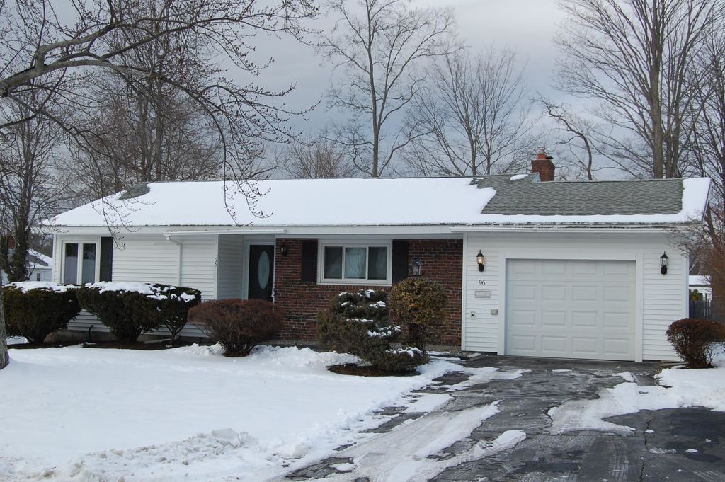 96 Paquette Avenue, Manchester, NH 03104