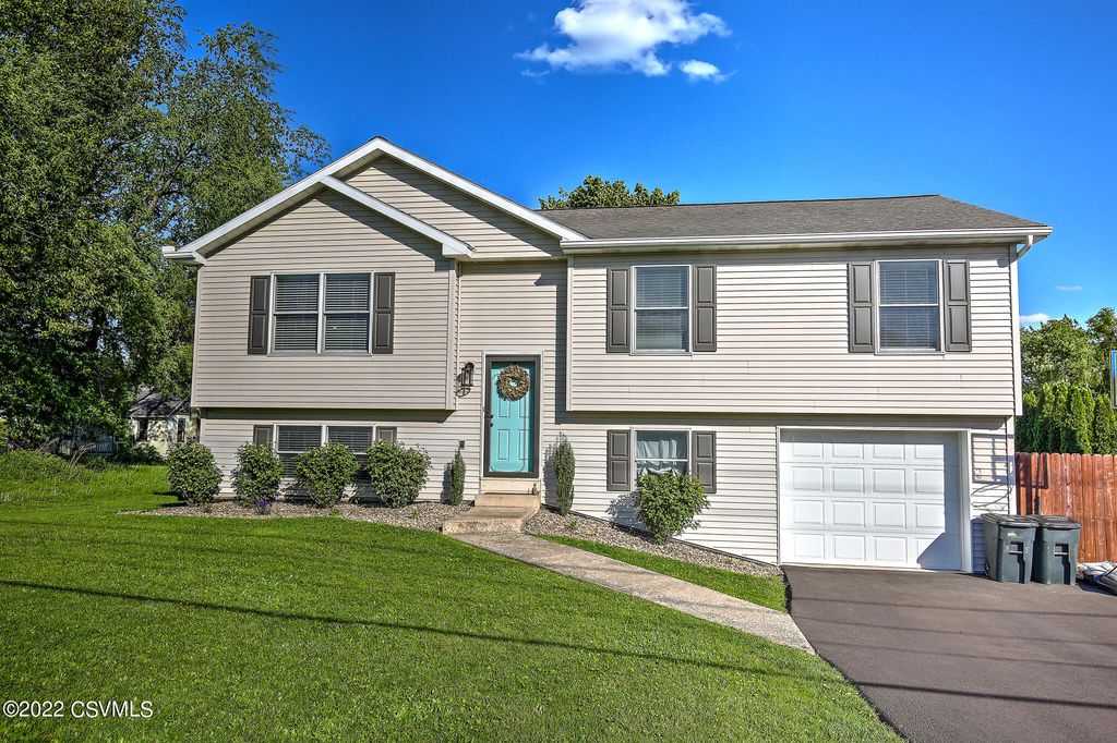 260 16th St, Northumberland, PA 17857