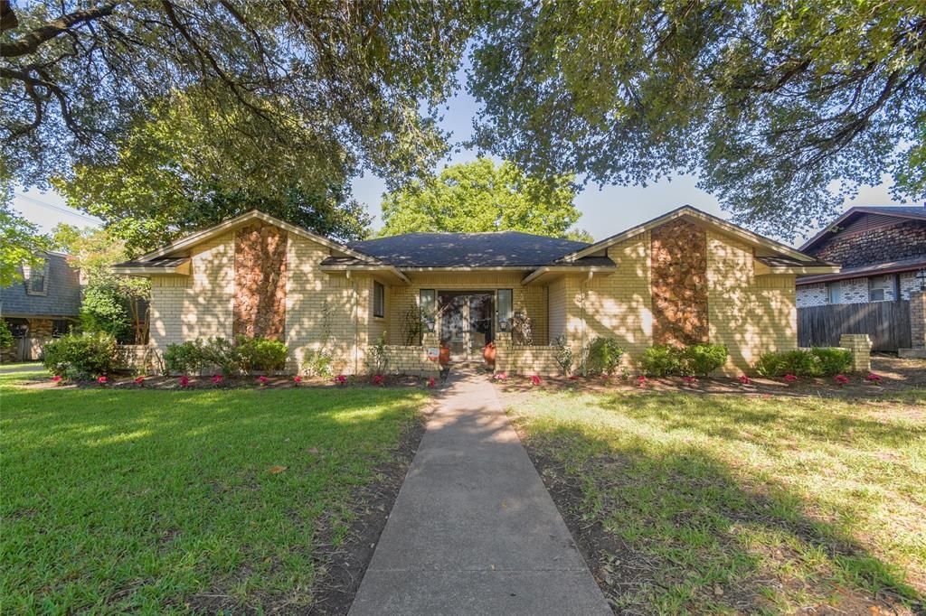 6747 Braddock Pl, Dallas, TX 75232 | MLS# 14658186 | Trulia
