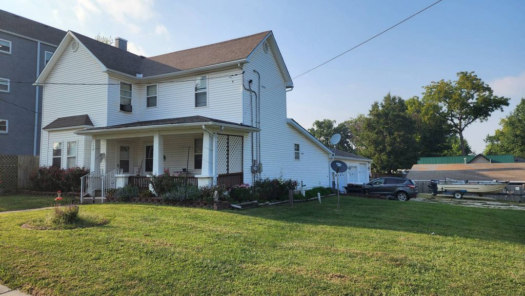 1007 Normal St, Chillicothe, MO 64601