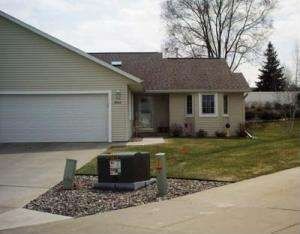 3043 Lakota Pl, La Crosse, WI 54601