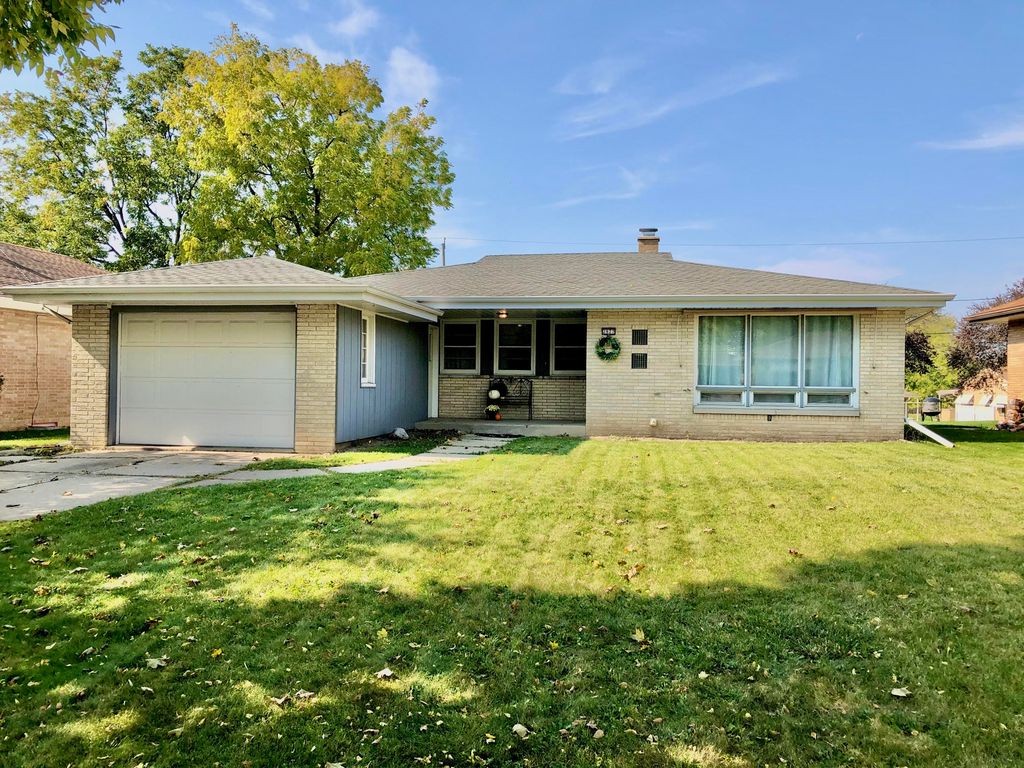 2827 S 72nd St, West Allis, WI 53219 Trulia