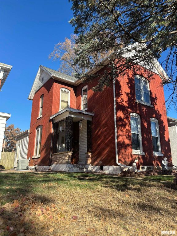 1405 Spring St, Quincy, IL 62301 Trulia