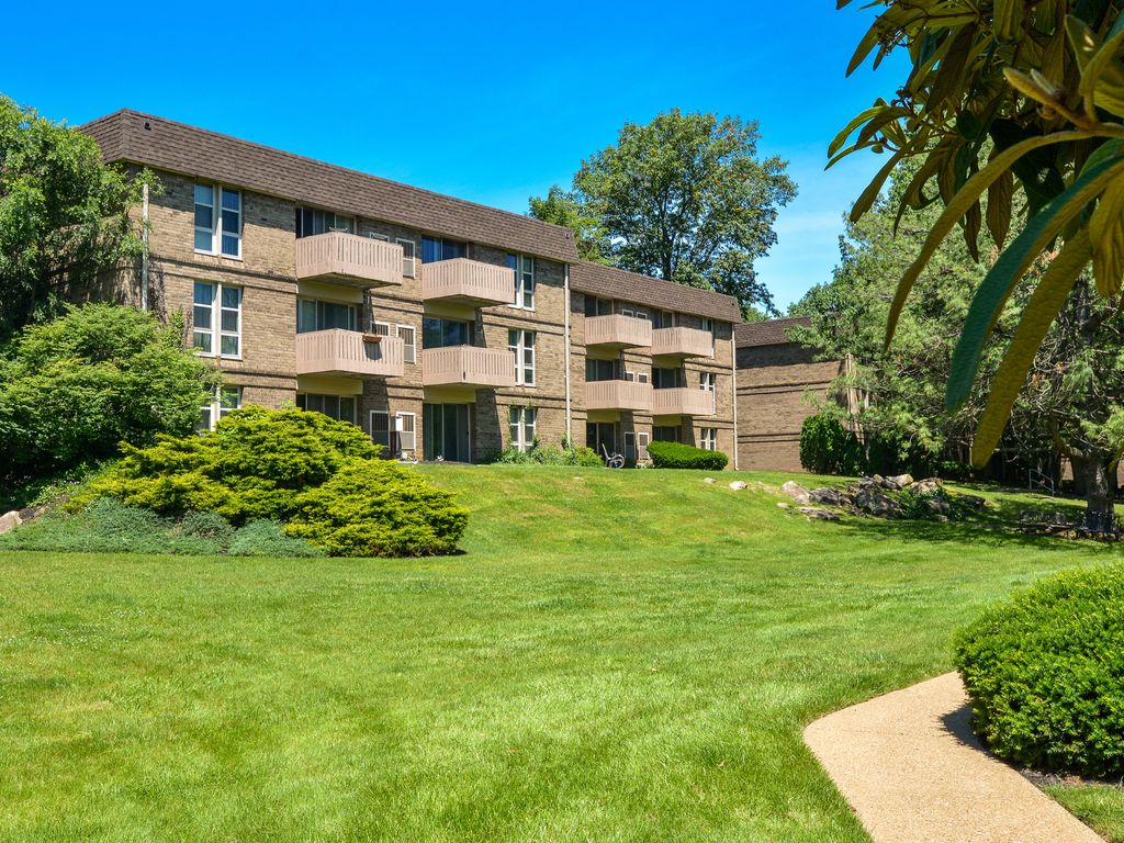 2101 Prior Rd, Wilmington, DE 19809