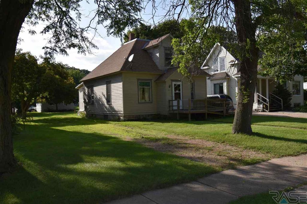 232 Fremont St S, Lake Benton, MN 56149 Trulia