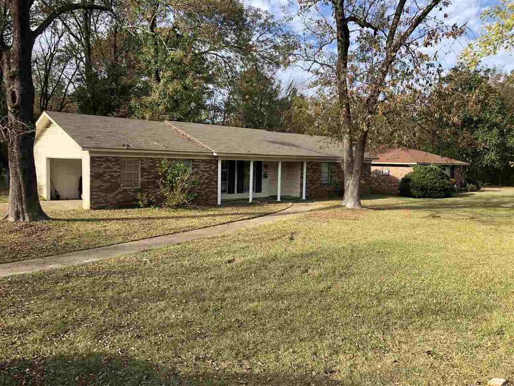 5767 Old Canton Rd, Jackson, MS 3 Bed, 2 Bath SingleFamily Home 3