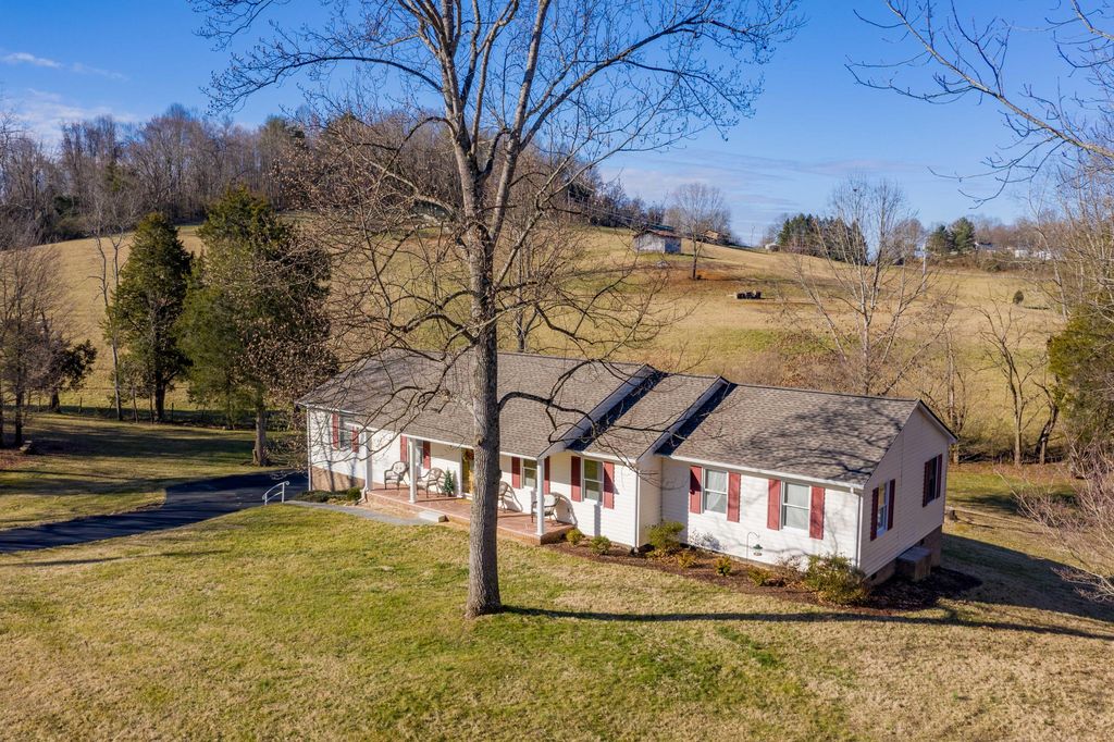 436 Parks Worley St, Bluff City, TN 37618 3 Bed, 2 Bath SingleFamily