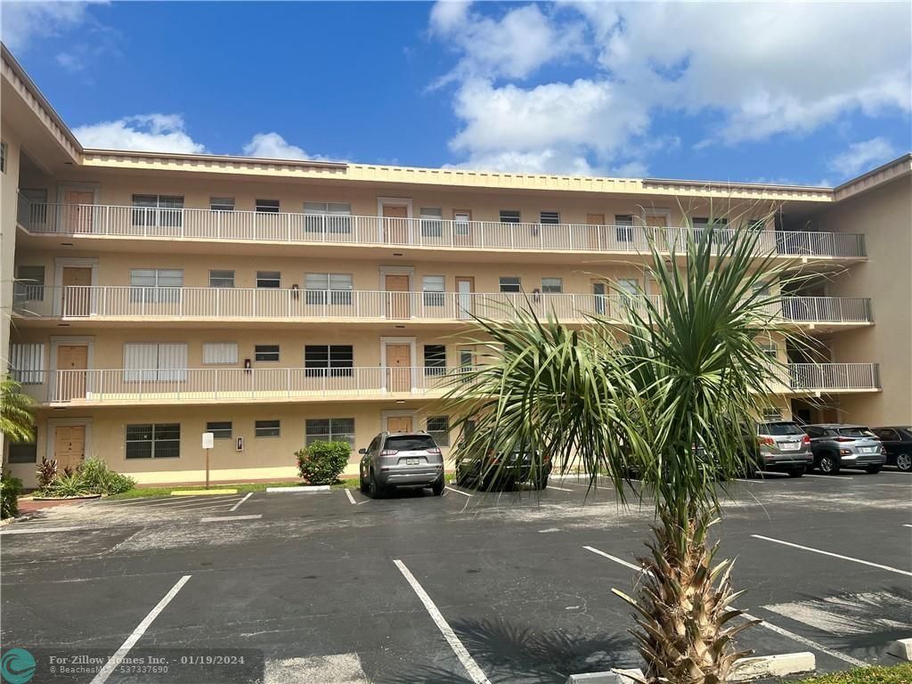 4191 NW 41st St #117, Lauderdale Lakes, FL 33319