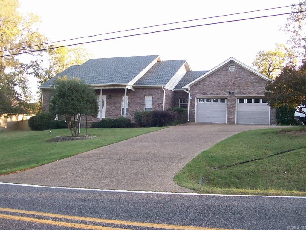 970 Marion Anderson Rd, Hot Springs, AR 71913