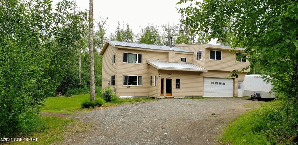 8269 S Foxworth Dr, Wasilla, AK 99623
