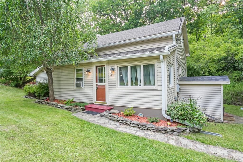 177 Loud Rd, Fairport, NY 14450