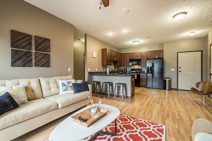 15702 Fowler Plz #35, Omaha, NE 68116