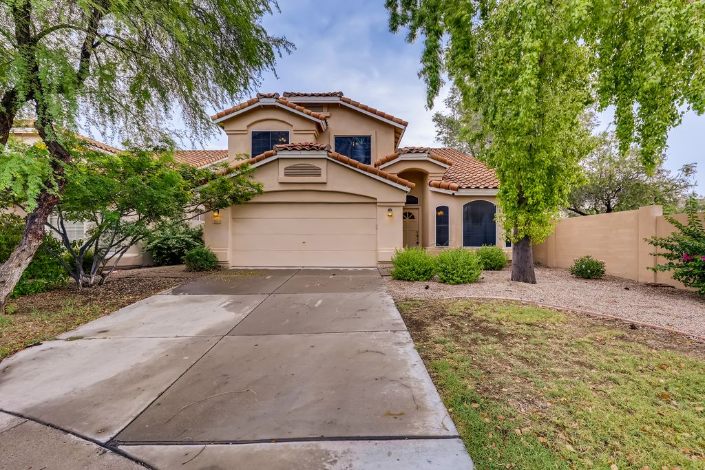 6644 E Snowdon Cir, Mesa, AZ 85215