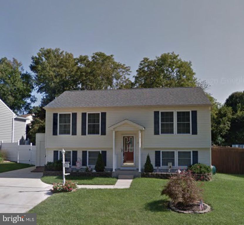 63 Yew Rd, Baltimore, MD 21221