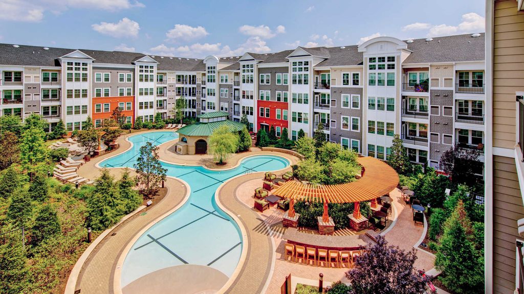 370 E Diamond Ave, Gaithersburg, MD 20877