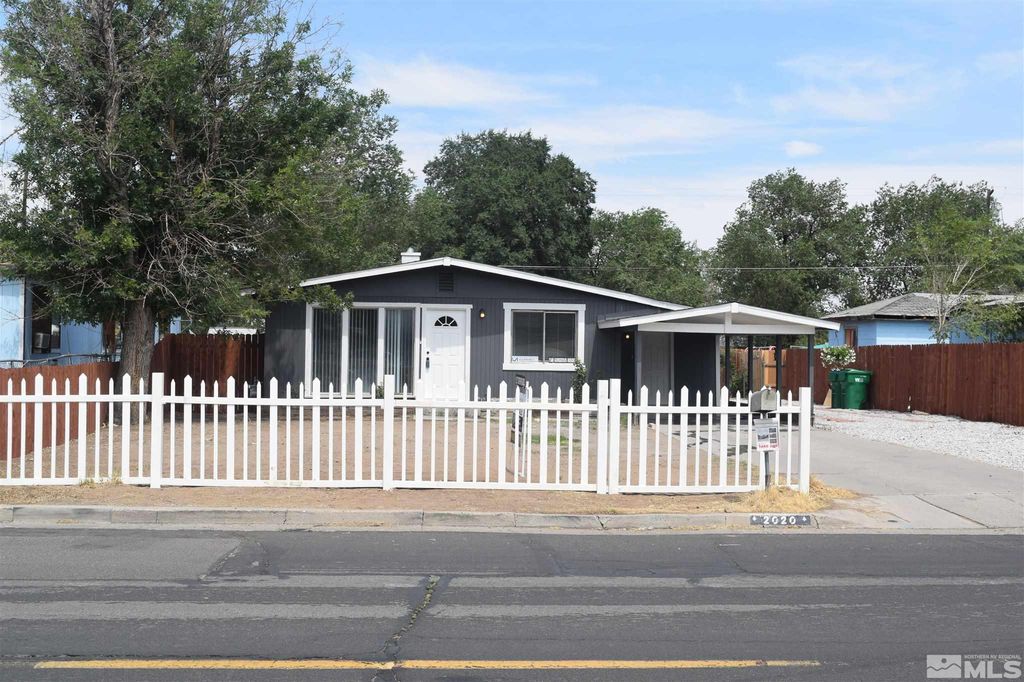 2020 Helena Ave, Reno, NV 89512