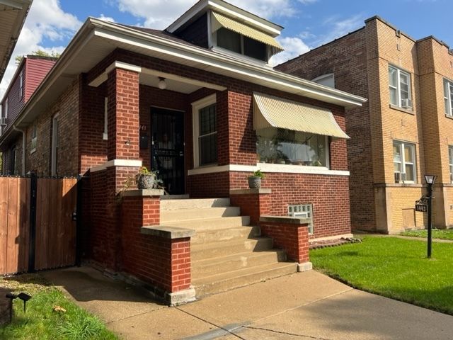1443 N  Long Ave, Chicago, IL 60651