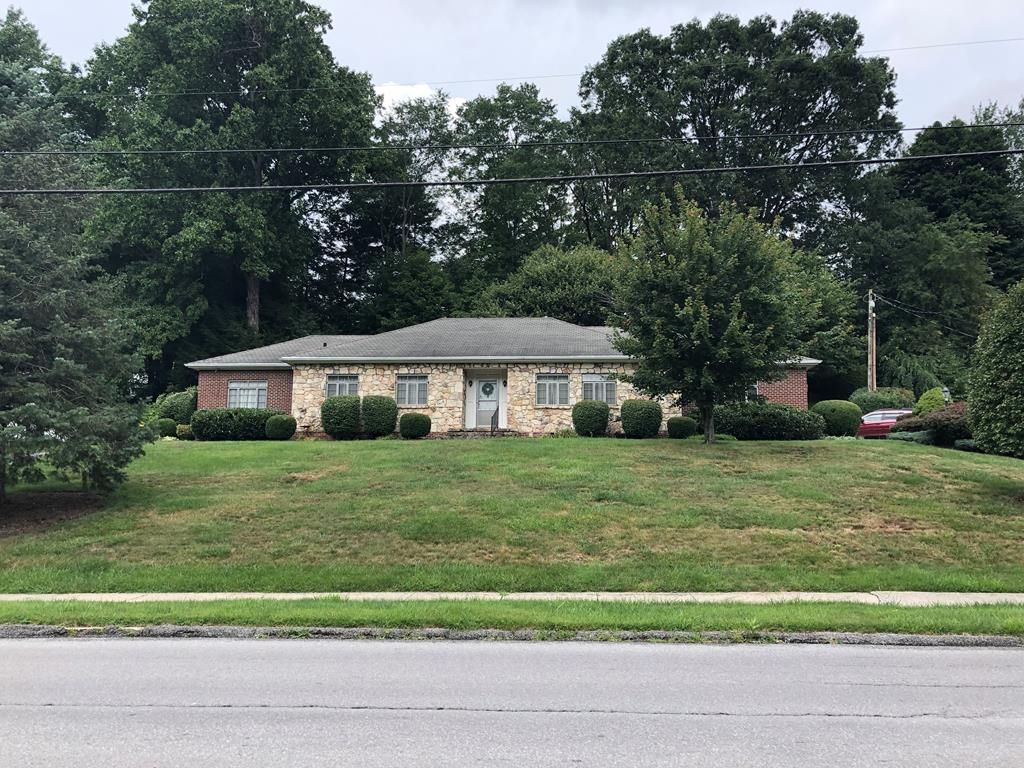 423 Oakhurst Ave, Bluefield, WV 24701 Trulia