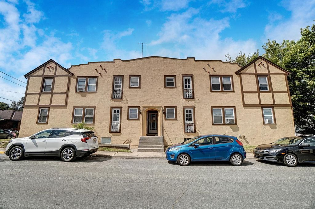 104 Bank Ave #1, Cincinnati, OH 45217