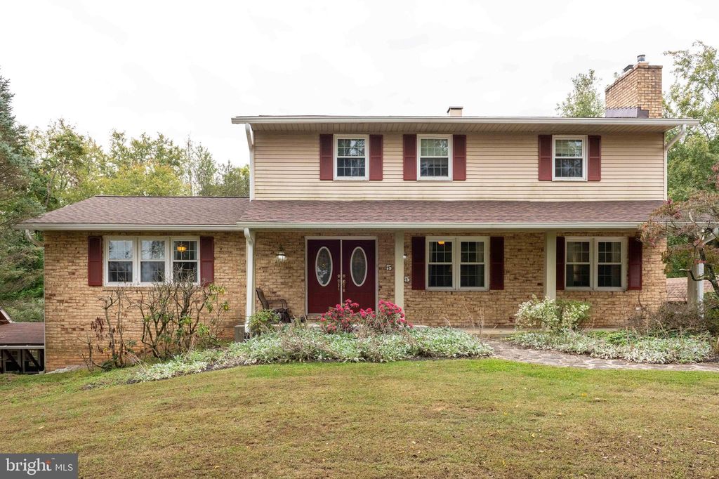 525 Church Rd, Reisterstown, MD 21136