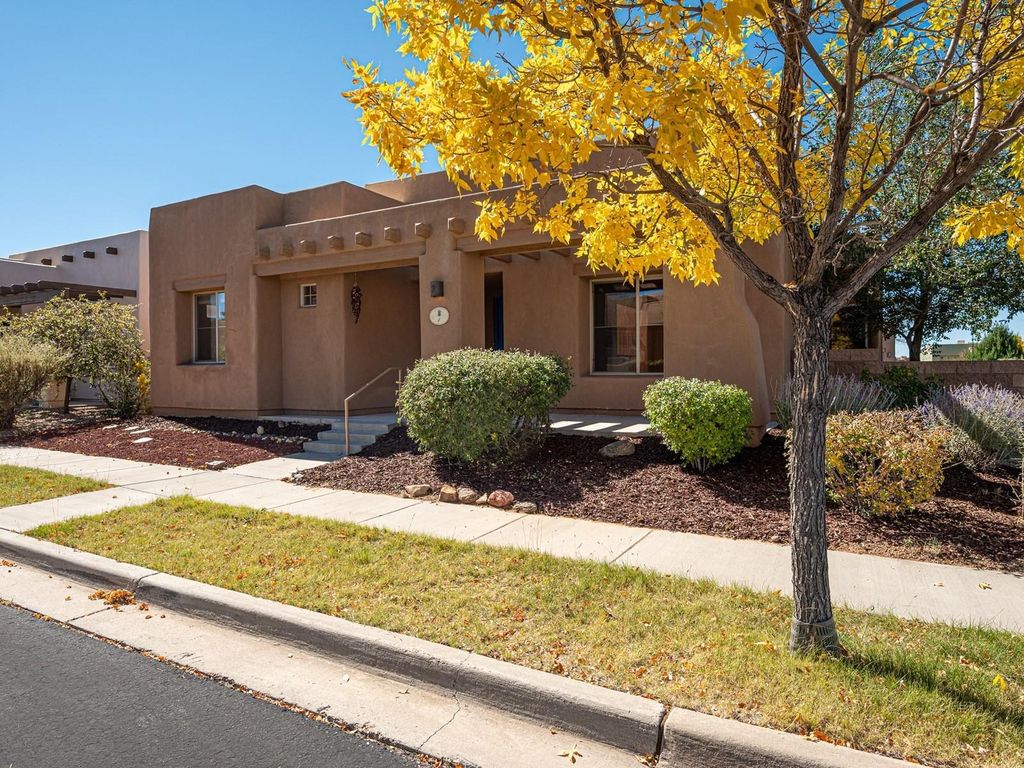 1 Horse Peak, Santa Fe, NM 87508