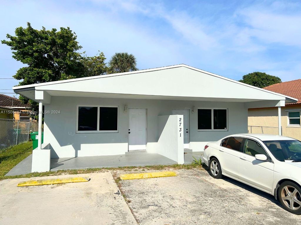 2731 NW 14th St, Fort Lauderdale, FL 33311