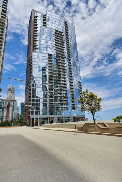 450 E Waterside Dr #2006, Chicago, IL 60601