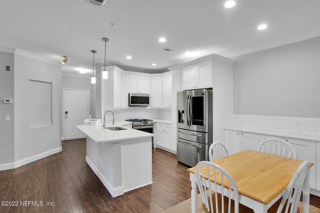 13810 N SUTTON PARK DR UNIT 328, Jacksonville, FL 32224