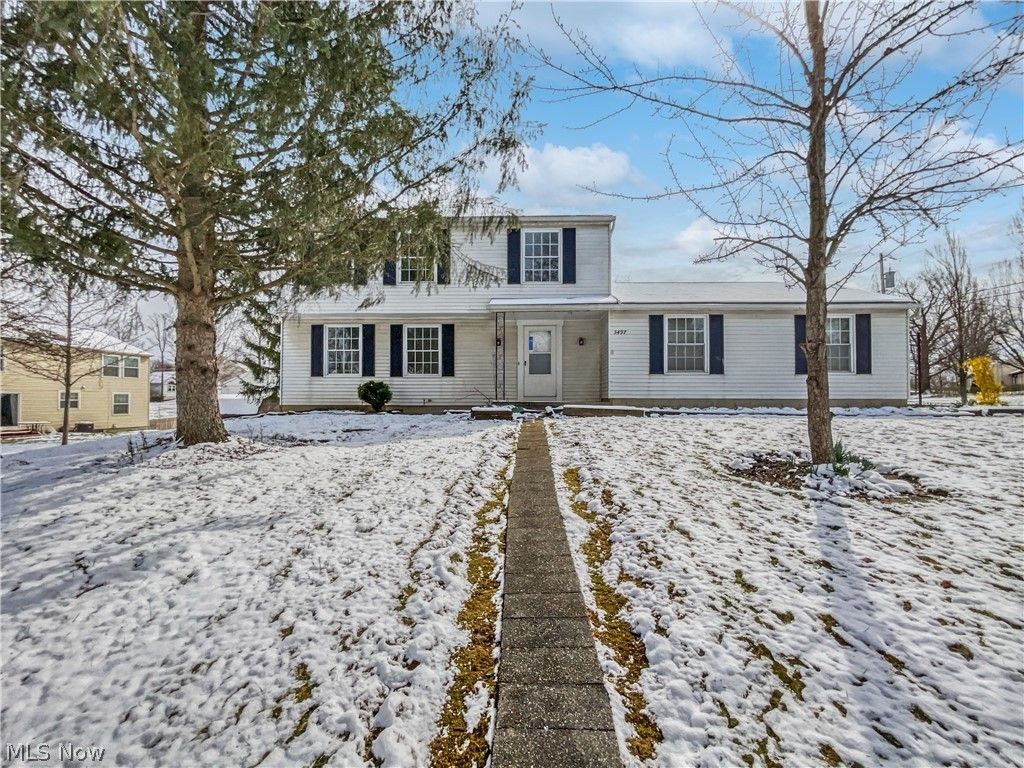 5497 S  Celeste View Dr, Stow, OH 44224