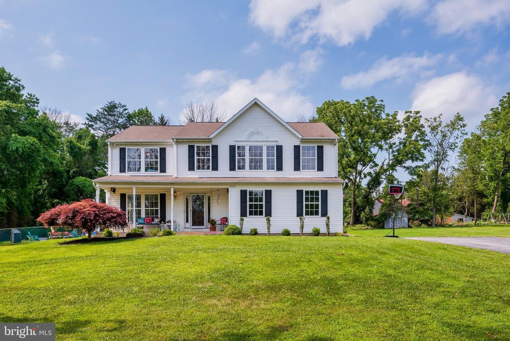2720 N Ridge Rd, Ellicott City, MD 21043